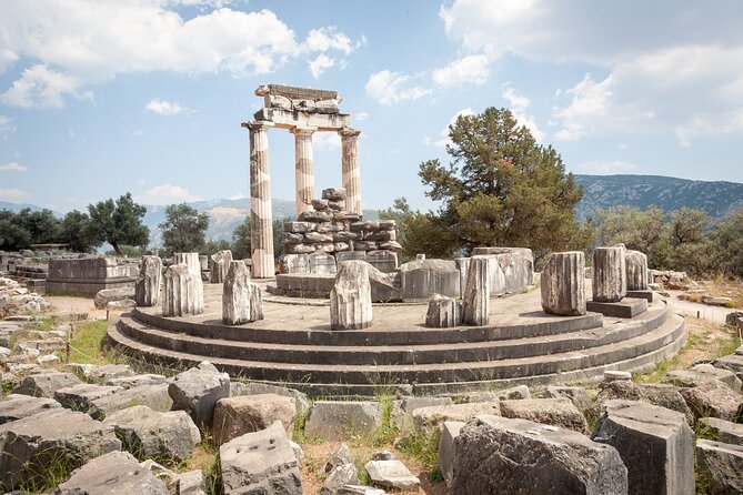 Delphi Guided Small Group Day Tour from Athens - The Delphi Archaeological Museum in one focused hour