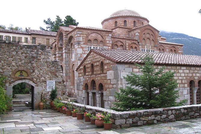 Delphi & Meteora Two (2) days Tour - Thermopylae and the story of the 300 Spartans