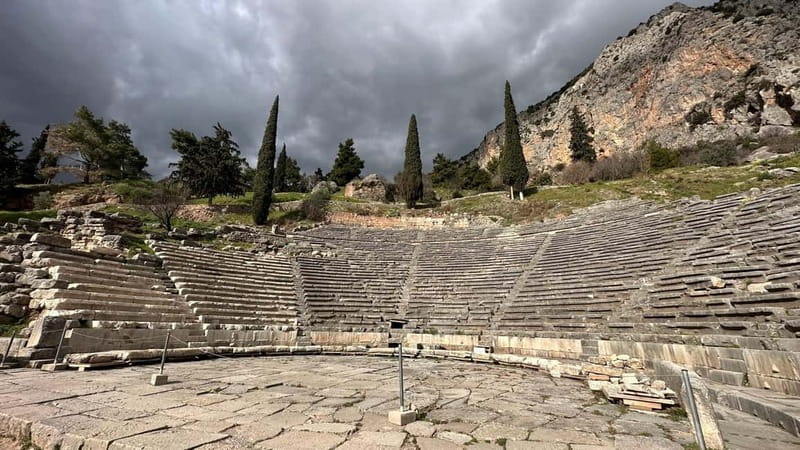 Delphi Navel Of Earth Hosios Loukas Full Day Private Tour - Hosios Loukas, a Byzantine monastery on Mount Helicon