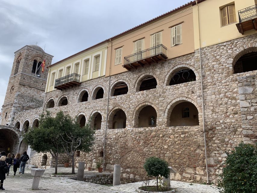 Delphi: Private Day Tour from Athens with Luxurious Vehicle - Key points at a glance
