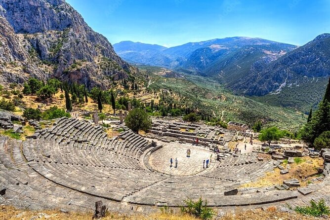 Delphi: Self-guided Audiovisual Tour with 3D Representations - Languages and ease of use