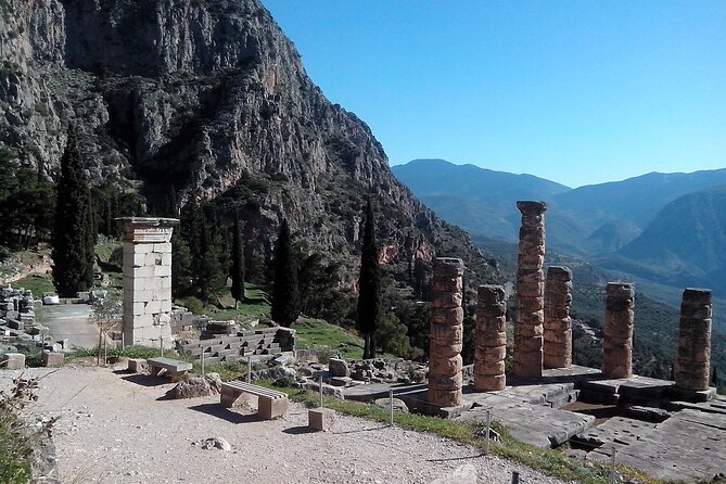 Delphi Skip-The-Line Private Tour with Licensed Guide & Admission - What two hours really gets you