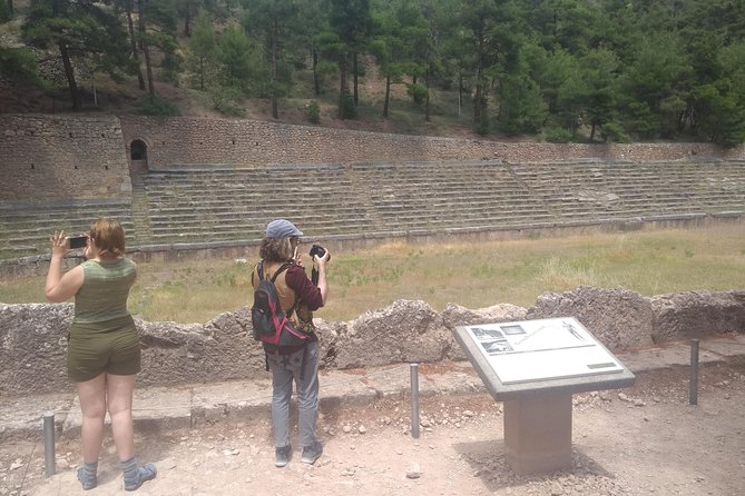 Delphi, Thermopylae, Corycian Cave 300 Spartans Tour - Lunch above the olive valley