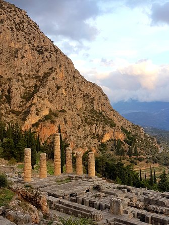 Delphi, Thermopylae full day private tour from Athens - How the drivers shape the day