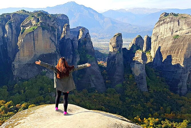 Explore Central Greece with an affordable 2 days tour to Meteora - Meteora: the reason to make this trip