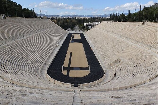 Fast Private Athens Tour - Omonia and Klafthmonos: modern Athens between the monuments