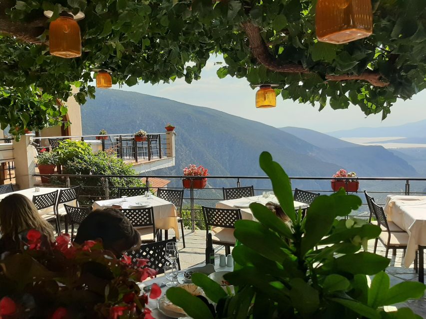 Feel Ancient thermal Spa Visit Delphi, Leonidas ℨoo Spaʀtan - The ancient thermal pool at 34°C