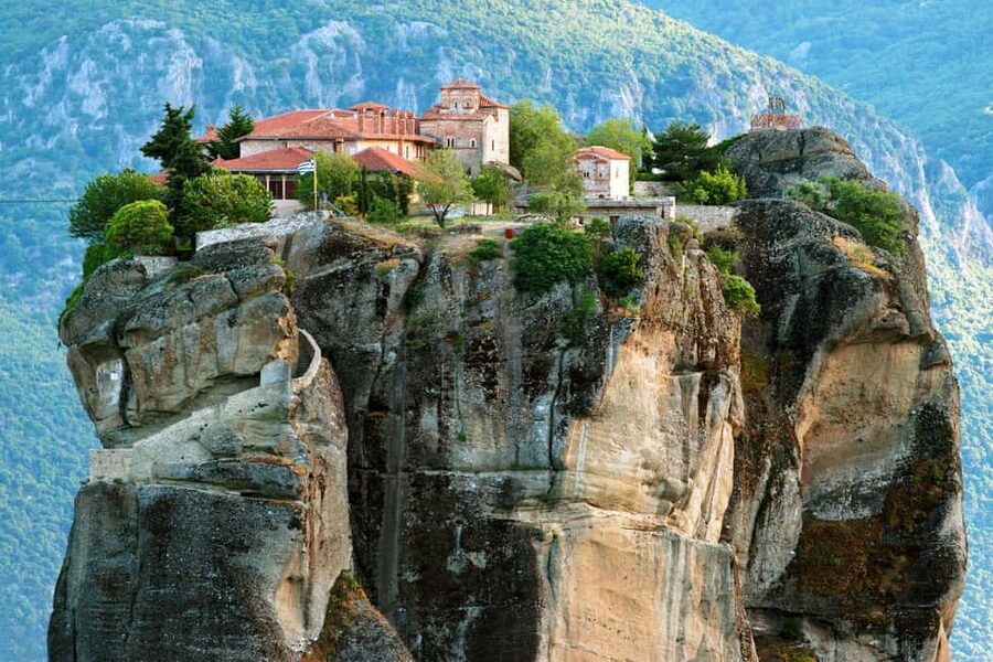 Feel Ancient thermal Spa Visit Delphi, Leonidas ℨoo Spaʀtan - Leaving Athens and crossing Central Greece
