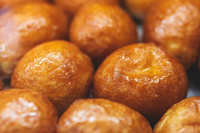 Food Tour in Athens - Syntagma Square and the sesame-coated koulouri