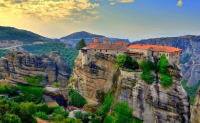 2-Day Meteora Trip with Tansportation & Hotel