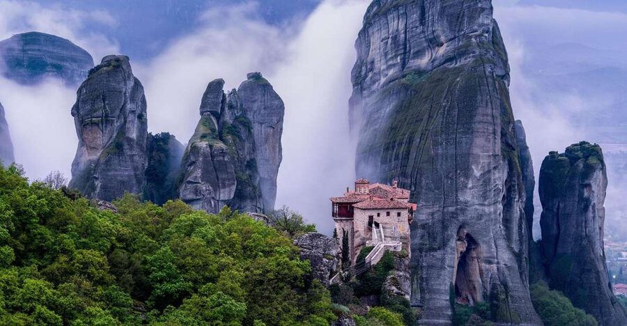 From Athens: 2 Days Meteora, Thermopylae & Delphi Tour - What the Meteora visit is really like