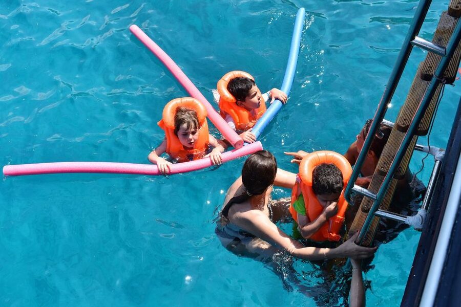 From Athens: Agistri, Moni & Aegina Day Cruise with Swimming - Greek lunch on board, with drinks included