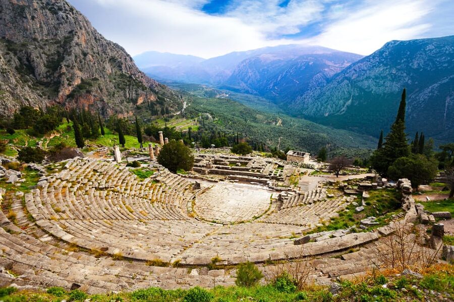 From Athens: Delphi and Arachova Private Tour - Booking details worth knowing