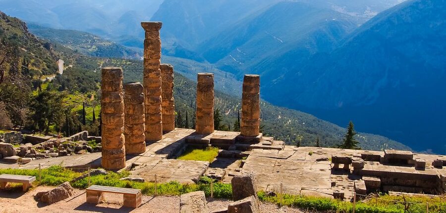 From Athens: Delphi Full Day V.R. Audio Guided Tour - Is $30 good value for a full-day Delphi trip?