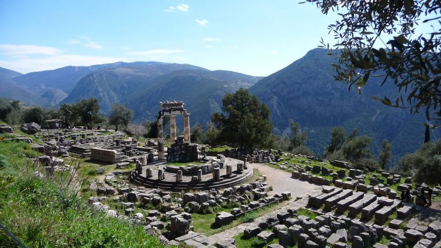 From Athens: Full Day Private Tour of Delphi - Key points to know before booking