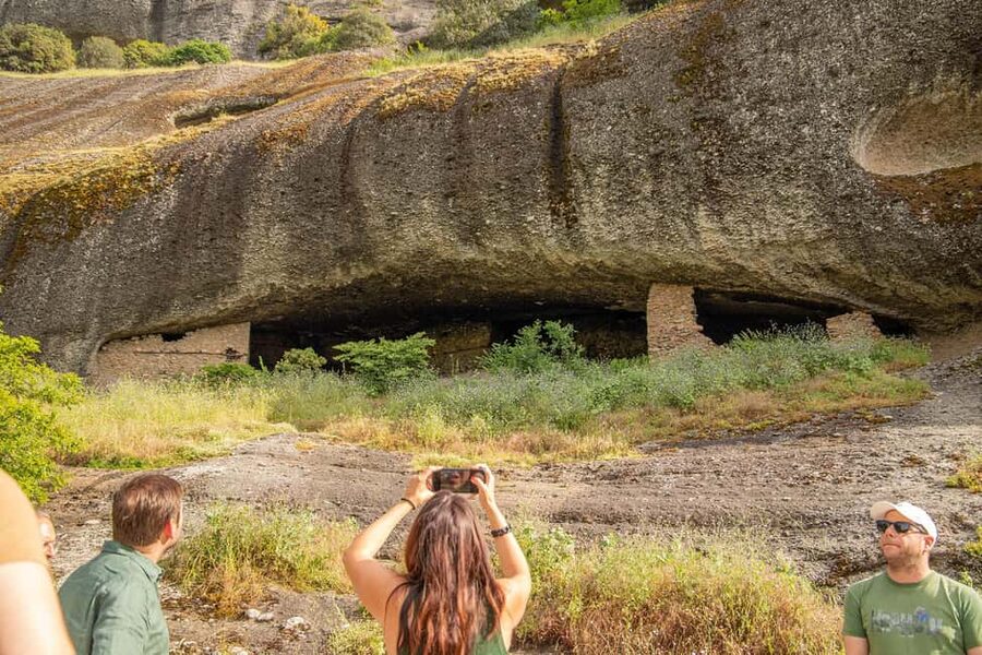 From Athens: Meteora Monasteries and Hermit Caves Tour - Badovas and the hermit caves
