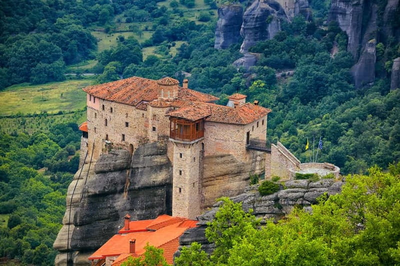 From Athens: Meteora Monasteries and Hermit Caves Tour - Meeting the coach near Athens Railway Station