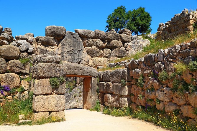 From Athens: Mycenae, Epidaurus & Nafplion Full-Day Tour - Mycenae and the age of Agamemnon