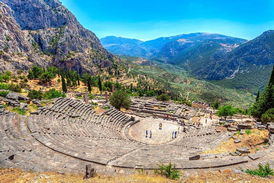 From Athens: Private Delphi and Thermopylae Guided Day Trip - Key points before you book