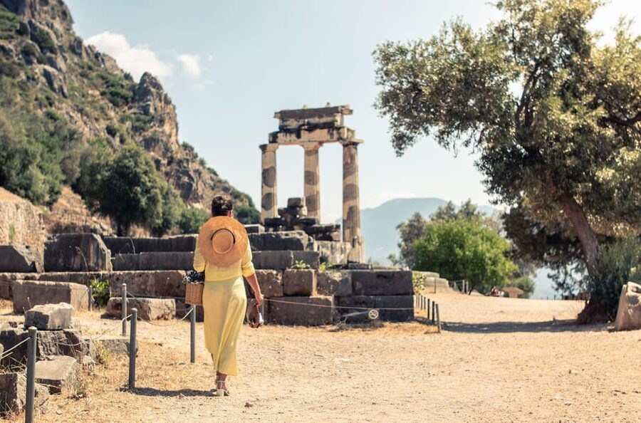 From Athens: Private Delphi and Thermopylae Guided Day Trip - Why this private day trip works