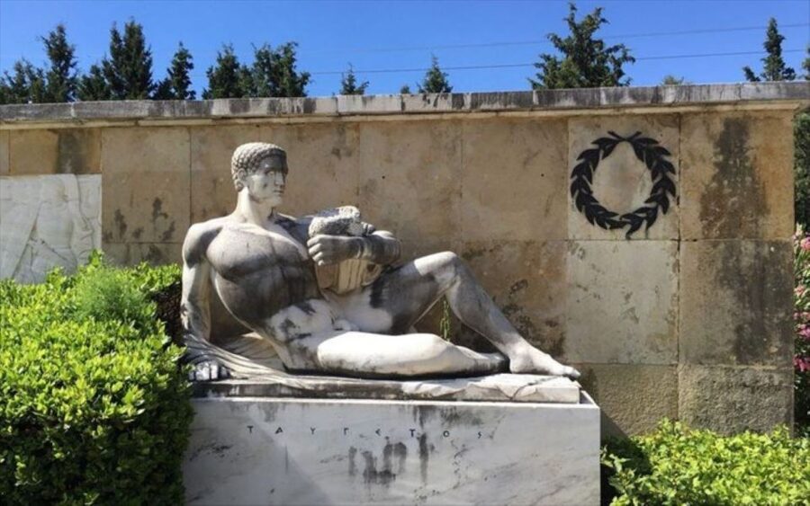 From Athens: Private Historic Tour to Marathon & Thermopylae - The road to Thermopylae