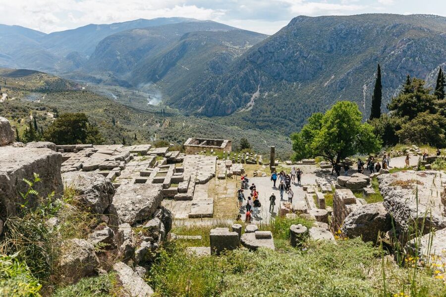 From Athens: Small-Group Delphi, Museum & Arachova Day Trip - What the $34 price really covers