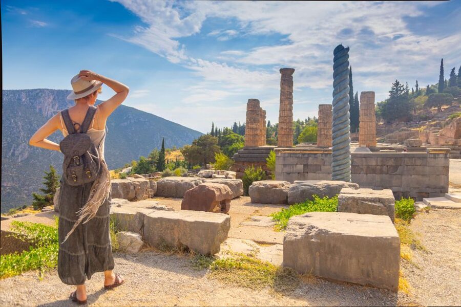From Athens: Temple of Apollo and Oracle Delphi Day Trip - What the 10-hour schedule feels like