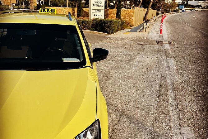 From or To Piraeus Port - Athens Airport Private Transfers - Service style and driver support