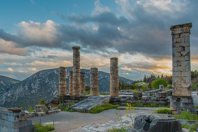 ''Full-Day Tour of Delphi-Byzantine Monastery of Hosios Loukas'' - Delphi Town and the End of the Visit