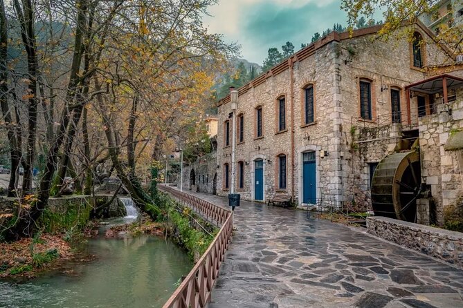 ''Full-Day Tour of Delphi-Byzantine Monastery of Hosios Loukas'' - What the Private Vehicle Adds