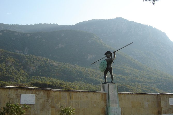 Full Day Tour to Meteora and Thermopylae Including Dinner - What the $325.46 price means