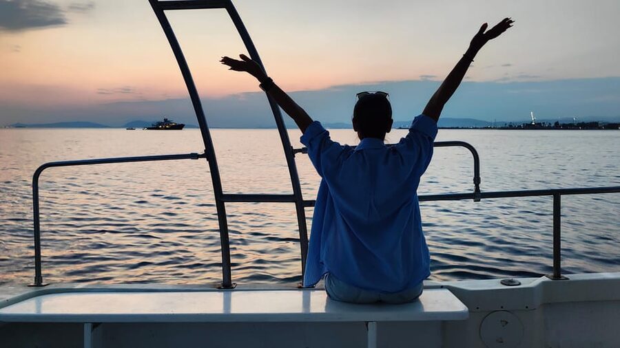 Glyfada Athens : Fishing and Swimming Tour with Lunch - Swimming and snorkeling in clear Gulf water