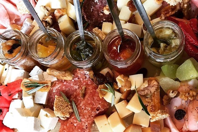 Greek food and wine tasting - A good break in a busy Athens day