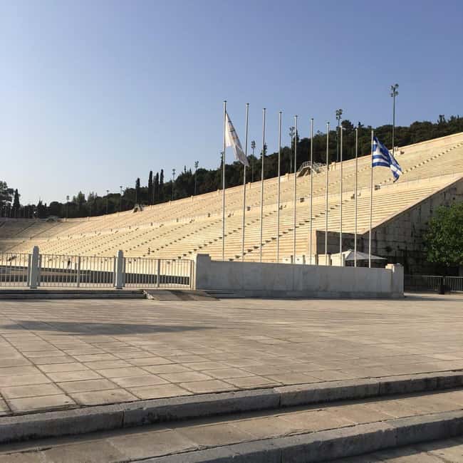 Guided walking tour of Acropolis with transportation - FAQ