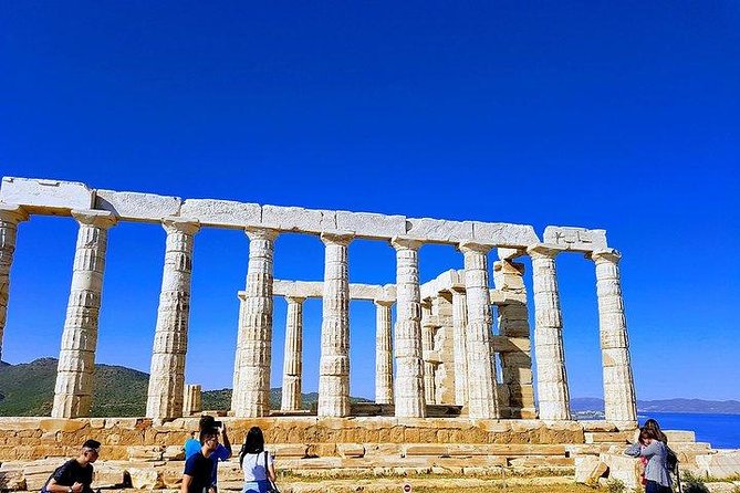 Half-day Sounio and Athenian Riviera private tour - One hour at the Temple of Poseidon