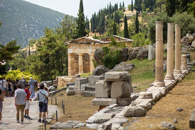Historical Delphi One Day Tour with Arachova Stop & Expert Guide - Why Delphi is worth a long day from Athens