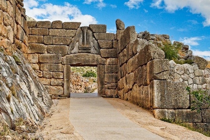 Indulge to the beauty of Greece with the 4 days Classical Greece private tour - Extra costs and booking details