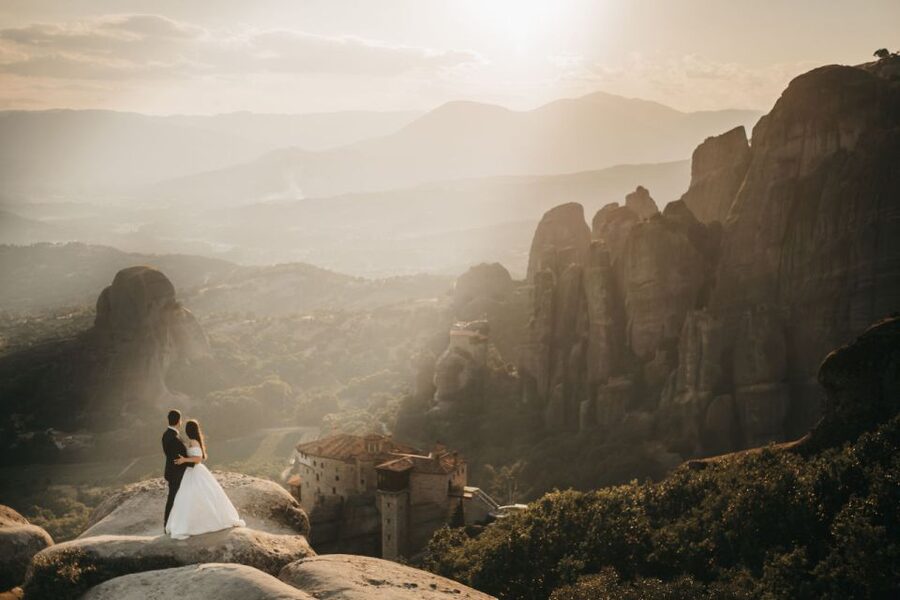 Kalabaka: Meteora Monasteries Minibus Tour with Photo Stops - What to bring and how to prepare