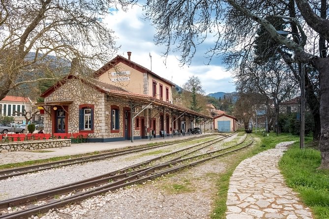 Kalavryta, Rack Railway & Cave of Lakes Full Day Private Tour - The Corinth Canal as the final photo stop