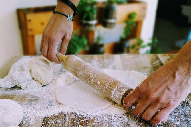 Learn To Make Pita And Gyros For Dinner In Athens - Who Should Book This Athens Cooking Class?