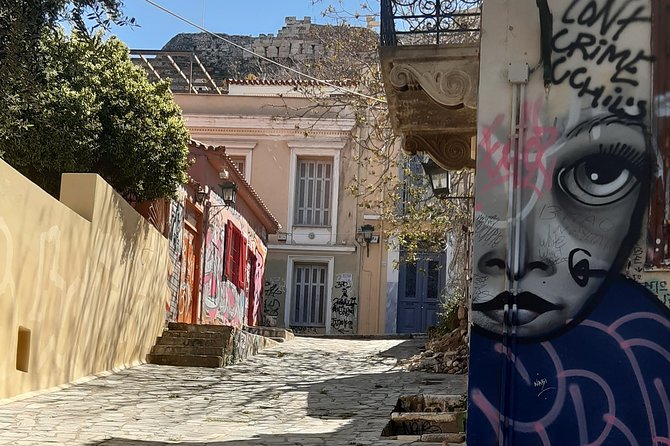 Live Online Experience: Discover the heart and the soul of Athens - Eleni Gika’s guiding style matters online