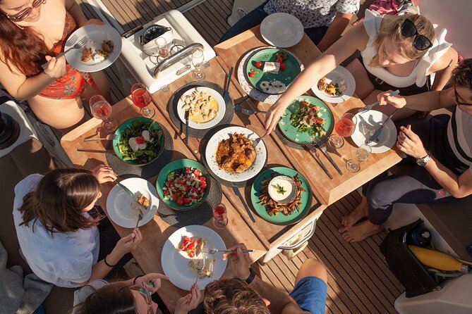 Luxury Catamaran Sunset Private & Greek Gastronomy in Athens - What the $1,678 group price really buys