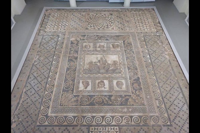 Mercedes Private Tour from Athens to Macedonia Meet Alexander the Great - Amphipolis and the mystery of the Caryatids