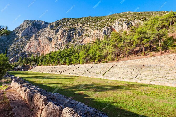 Mercedes Private Tour to Delphi and Arachova - What the $250.19 price really covers