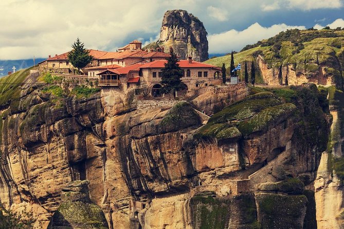 Mercedes Private Tour to Meteora, Delphi and Thermopylae - Roussanou Monastery on its narrow pillar