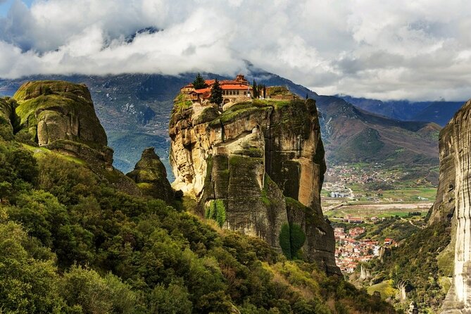 Meteora and Thermopylae Private Tour from Athens - The Athens pickup and the four-and-a-half-hour drive