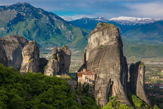 Meteora Full-day Private car trip from Athens - A private car makes the distance more manageable