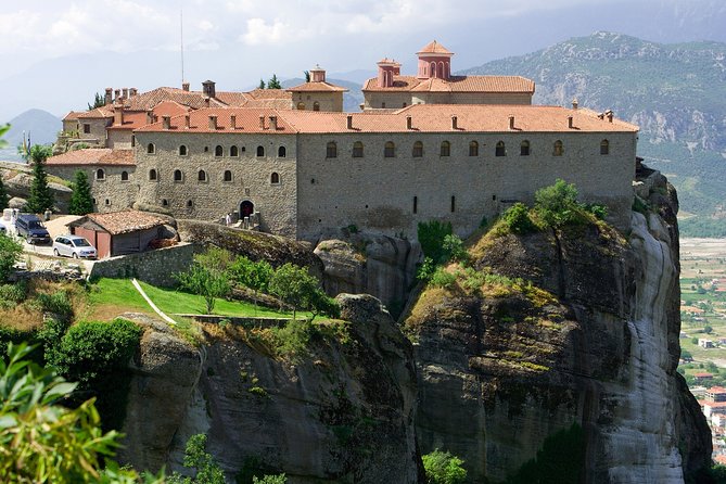 Meteora Full Day Private Tour From Athens - The approach to Meteora through central Greece