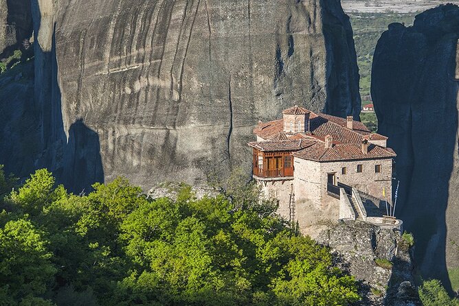 Meteora Full-Day Trip with Guide on Luxury Bus From Athens - The 7:30 am departure from Athens