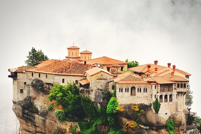 Meteora Monasteries & Caves Unesco Wonder in Greece Day Trip - Leaving Athens before the city wakes